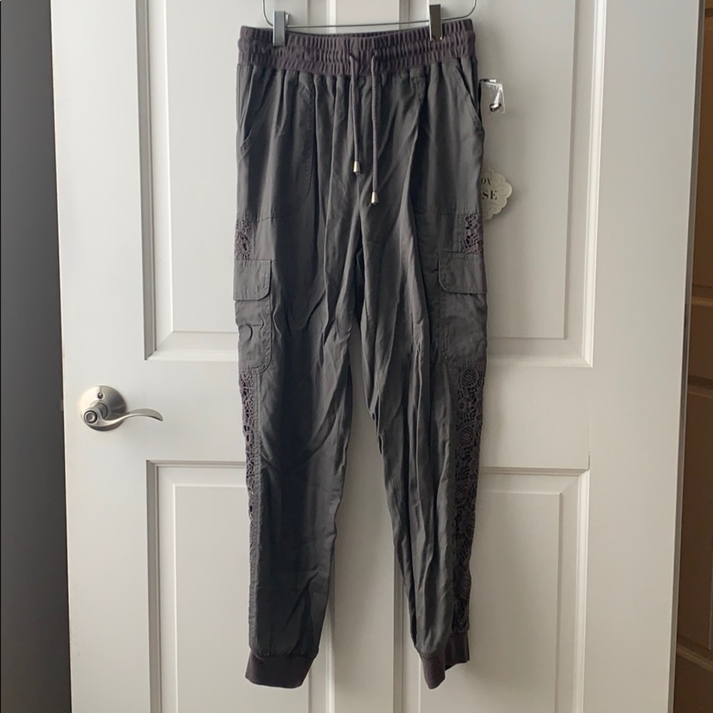 Knox Rose pants
